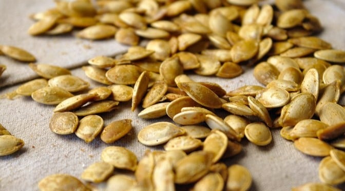 Roasting pumpkin seeds