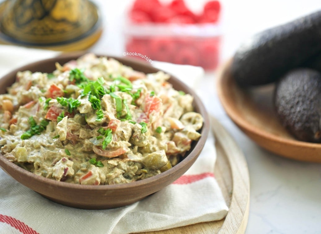 Tonijnsalade met avocado kookmutsjes